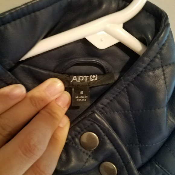 Moto Faux Leather Vest - Picture 3 of 6